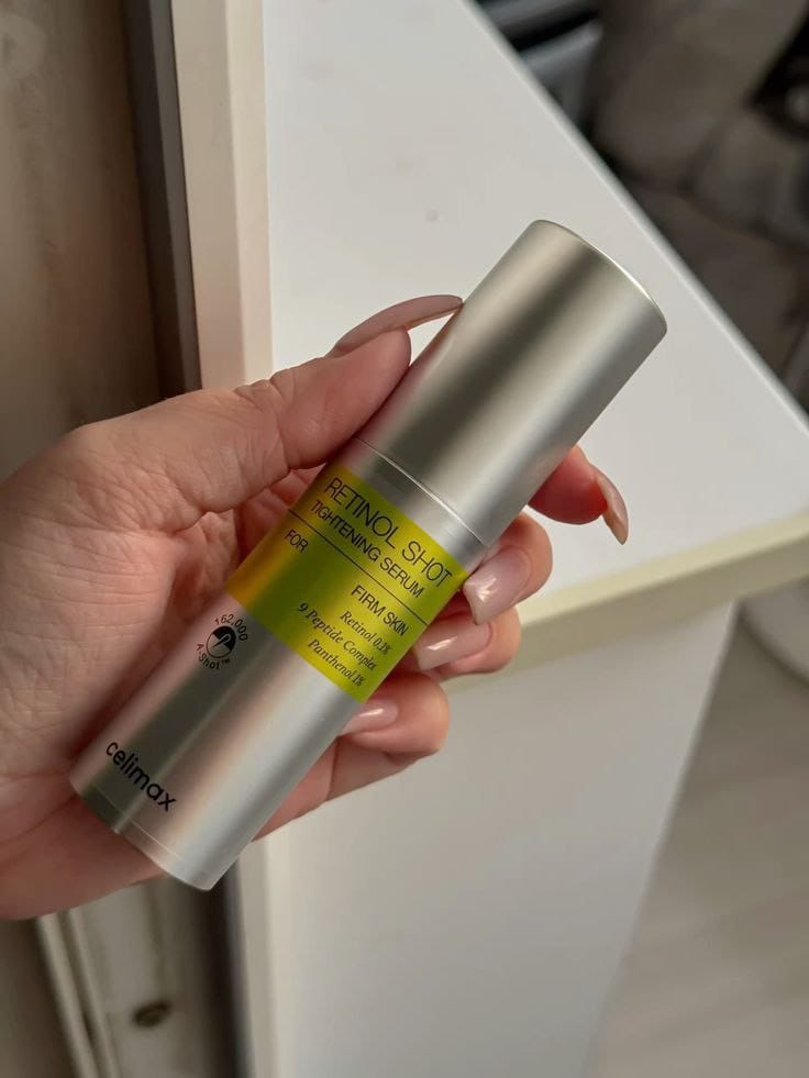 The Vita A Retinol Shot Tightening Serum