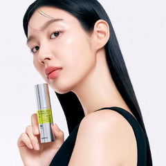 The Vita A Retinol Shot Tightening Serum